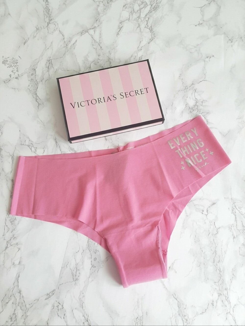 PINK VS NO-SHOW CHEEKSTER PANTY